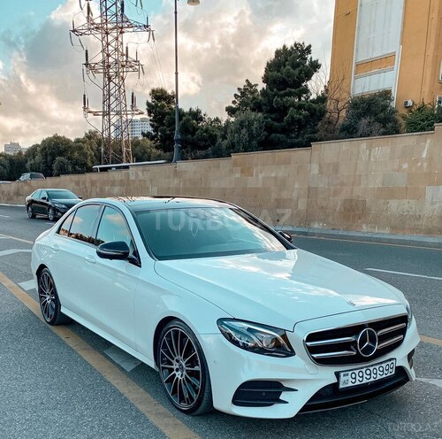 Mercedes E 220 2017, 80,000 km - 2.2 л - Bakı