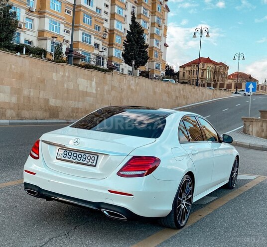 Mercedes E 220 2017, 80,000 km - 2.2 л - Bakı