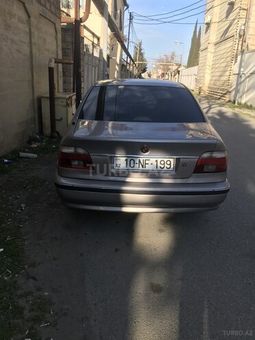 BMW 528 1997, 246,000 km - 2.8 l - Bakı