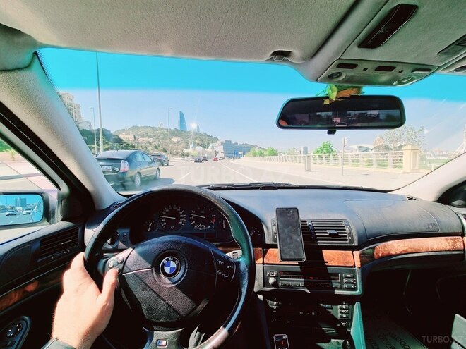 BMW 523 1997, 285,000 km - 2.5 l - Bakı