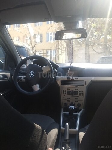 Opel Astra 2008, 284,000 km - 1.4 l - Bakı