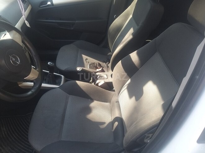 Opel Astra 2008, 284,000 km - 1.4 l - Bakı