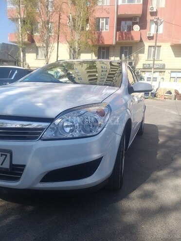 Opel Astra 2008, 284,000 km - 1.4 l - Bakı