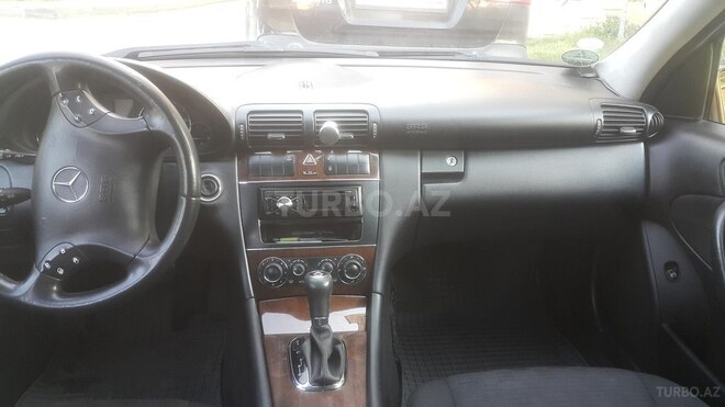 Mercedes C 220 2006, 345,523 km - 2.2 l - Bakı