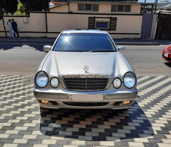 Mercedes E 270 1999, 321,748 km - 2.7 l - Bakı
