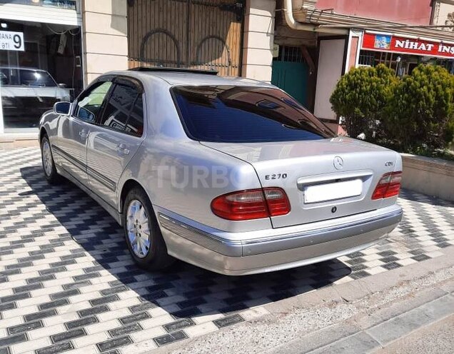 Mercedes E 270 1999, 321,748 km - 2.7 l - Bakı