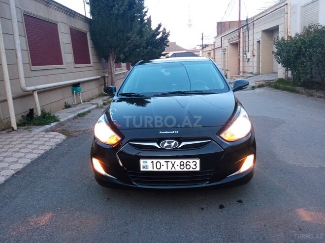 Hyundai Accent 2011, 67,300 km - 1.4 л - Bakı