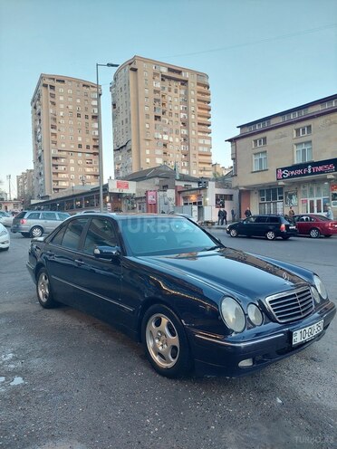 Mercedes E 270 2001, 440,000 km - 2.7 l - Bakı