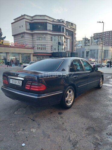 Mercedes E 270 2001, 440,000 km - 2.7 l - Bakı