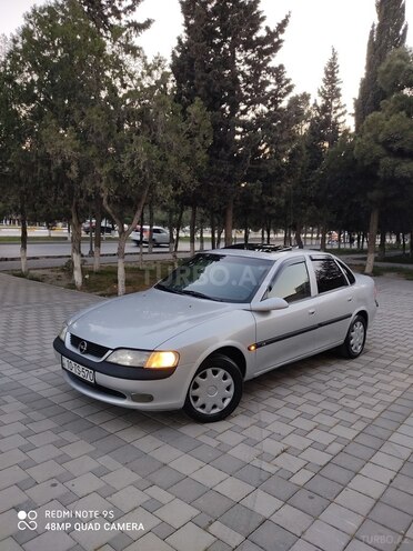 Opel Vectra 1996, 297,410 km - 1.6 l - Sumqayıt