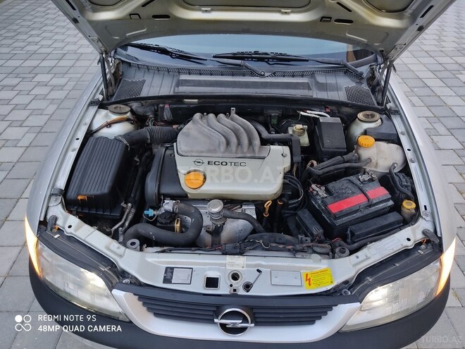 Opel Vectra 1996, 297,410 km - 1.6 l - Sumqayıt