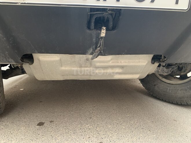 Hummer H2 2003, 180,000 km - 6.0 l - Bakı