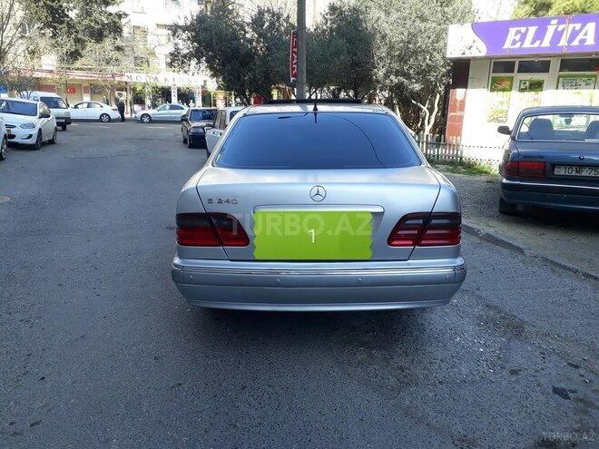 Mercedes E 240 2000, 195,000 km - 2.4 l - Bakı