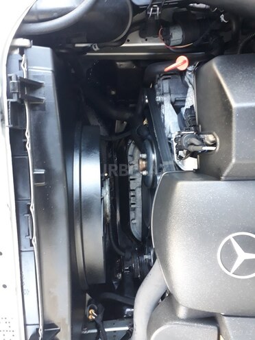 Mercedes E 240 2000, 195,000 km - 2.4 l - Bakı