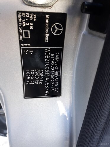 Mercedes E 240 2000, 195,000 km - 2.4 l - Bakı