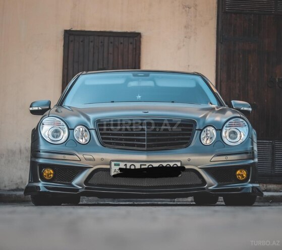 Mercedes E 320 2004, 194,600 km - 3.2 l - Bakı