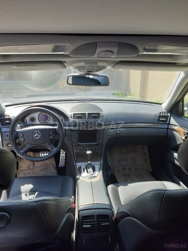Mercedes E 320 2004, 194,600 km - 3.2 l - Bakı