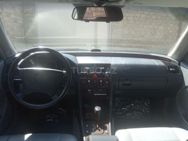 Mercedes C 230 1999, 247,000 km - 2.3 l - Bakı