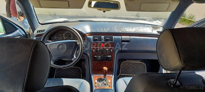 Mercedes E 230 1996, 563,000 km - 2.3 l - Bakı