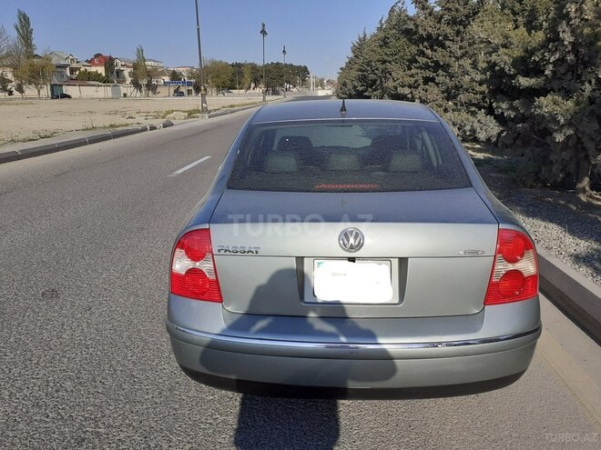 Volkswagen Passat 2003, 350,300 km - 1.8 l - Bakı