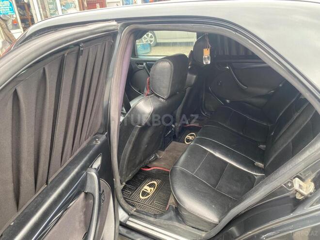 Mercedes C 220 1995, 400,000 km - 2.2 л - Bakı