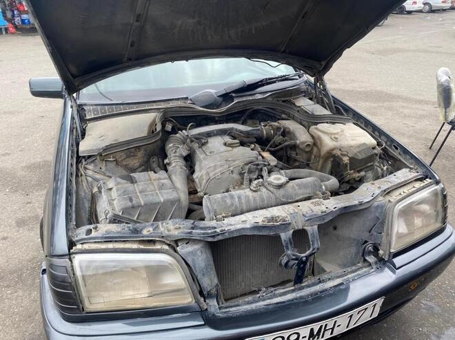 Mercedes C 220 1995, 400,000 km - 2.2 л - Bakı