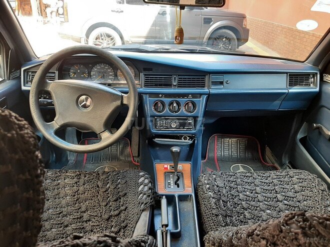Mercedes 190 1992, 357,753 km - 2.0 л - Bakı
