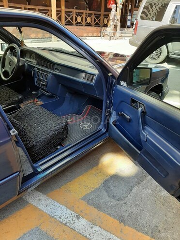 Mercedes 190 1992, 357,753 km - 2.0 л - Bakı