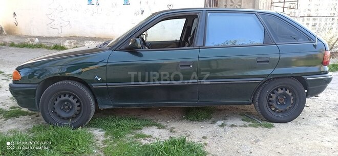 Opel Astra 1993, 246,500 km - 1.4 l - Bakı