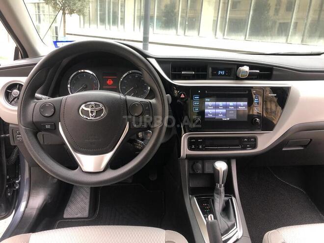 Toyota Corolla 2017, 40,000 km - 1.8 l - Sumqayıt