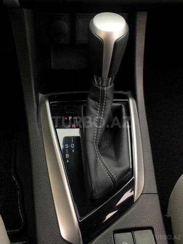 Toyota Corolla 2017, 40,000 km - 1.8 l - Sumqayıt