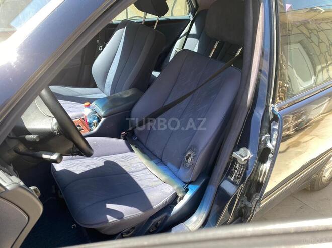 Mercedes E 220 2000, 401,119 km - 2.2 l - Bakı