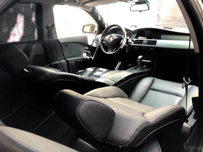 BMW 525 2003, 313,000 km - 2.5 l - Bakı