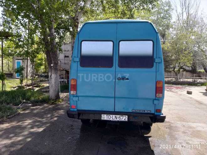 Mercedes 208 D 1993, 895,231 km - 2.3 l - Şirvan