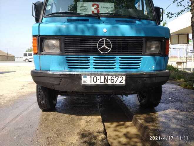 Mercedes 208 D 1993, 895,231 km - 2.3 l - Şirvan