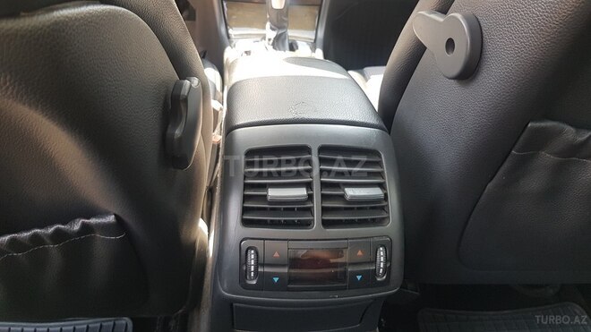 Mercedes E 220 2005, 284,000 km - 2.2 l - Bakı