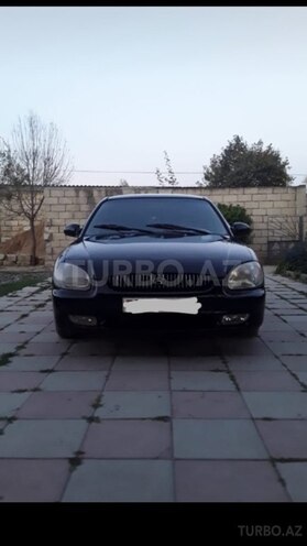 Hyundai Sonata 2000, 192,000 km - 2.0 l - Salyan