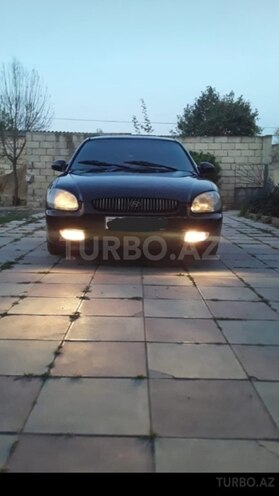 Hyundai Sonata 2000, 192,000 km - 2.0 l - Salyan