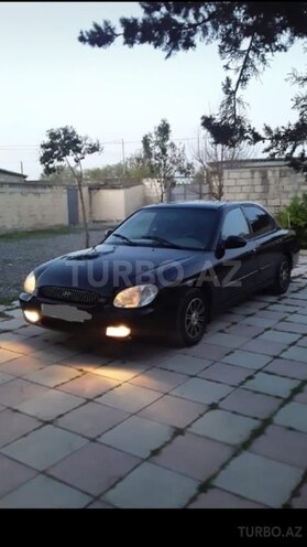 Hyundai Sonata 2000, 192,000 km - 2.0 l - Salyan