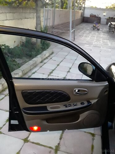 Hyundai Sonata 2000, 192,000 km - 2.0 l - Salyan