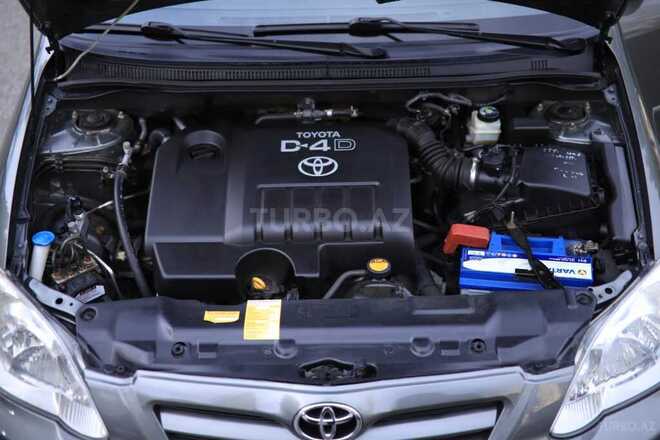 Toyota Corolla 2006, 208,000 km - 1.4 л - Bakı