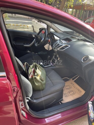 Ford Fiesta 2011, 102,000 km - 1.4 l - Bakı