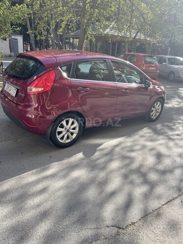 Ford Fiesta 2011, 102,000 km - 1.4 l - Bakı