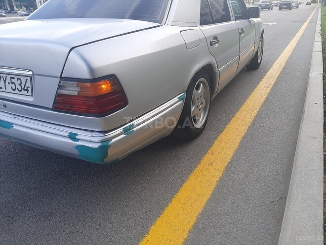 Mercedes E 220 1990, 468,953 km - 2.2 l - Bakı