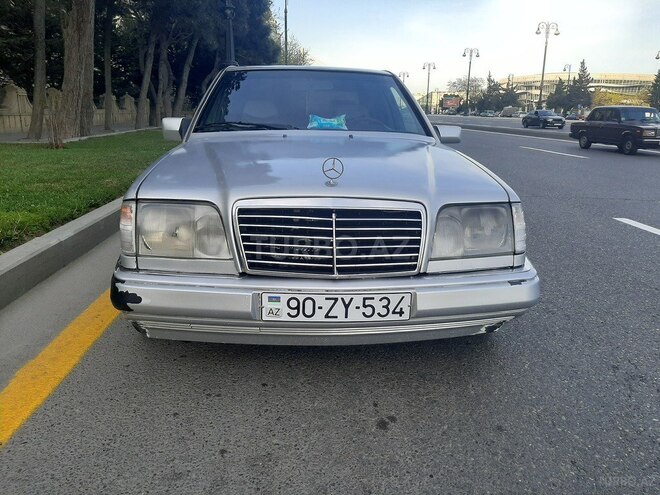 Mercedes E 220 1990, 468,953 km - 2.2 l - Bakı