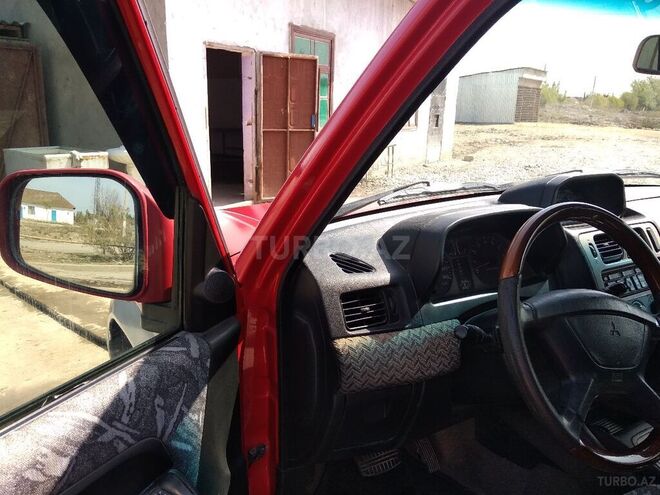 Mitsubishi Pajero io 2000, 185,000 km - 1.8 л - Bakı