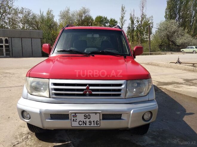 Mitsubishi Pajero io 2000, 185,000 km - 1.8 л - Bakı