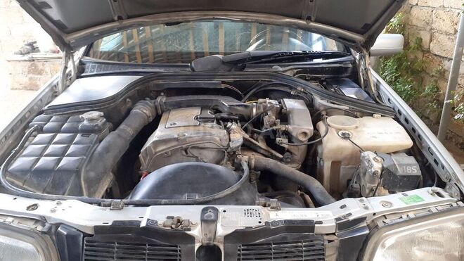 Mercedes C 180 1995, 379,740 km - 1.8 l - Bakı