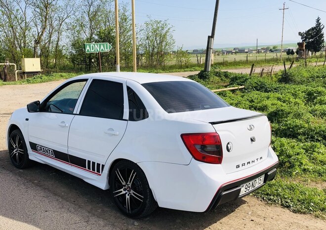 LADA (VAZ) Granta 2013, 300,000 km - 1.6 l - Bakı
