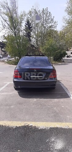 Mercedes E 270 2002, 347,000 km - 2.7 l - Bakı